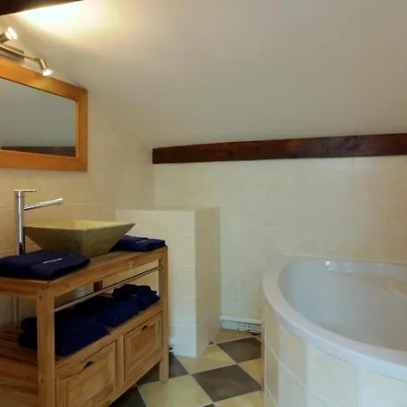 Nane , Le De La Serenite Holiday home Noaillan